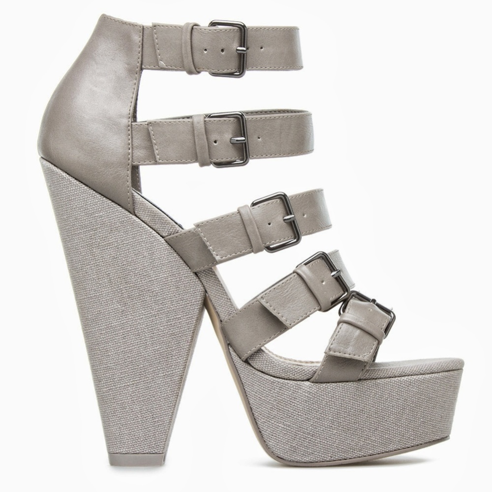 IZABELLA RUE SYDNE HEELS